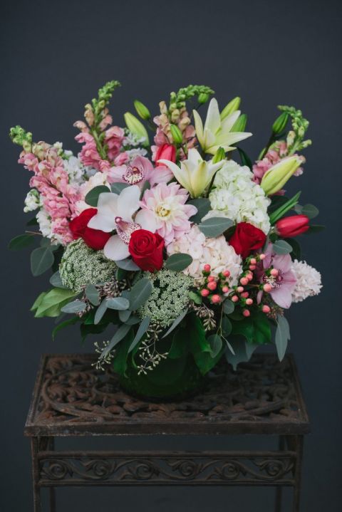 Love Floral arrangement florist Pasadena CA